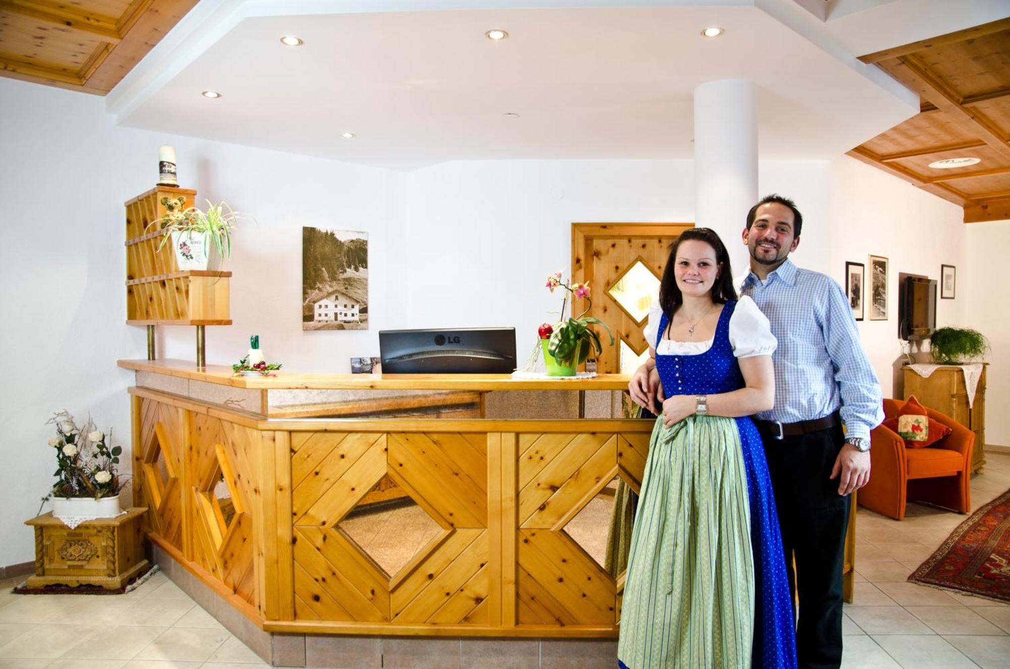 Hotel Tannenhof Ишгъл Екстериор снимка